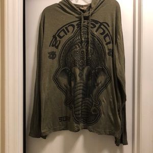 Hooded long sleeve shirt